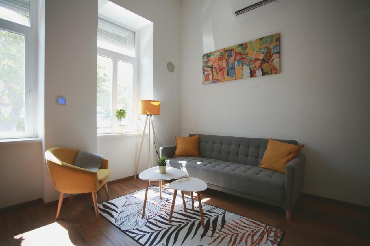 Апартаменты Szieszta Apartman Сегед Экстерьер фото