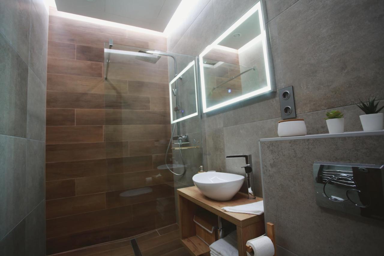 Апартаменты Szieszta Apartman Сегед Экстерьер фото